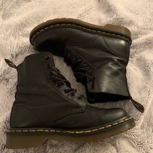 Dr. Martens 1460 Pascal combat boots
